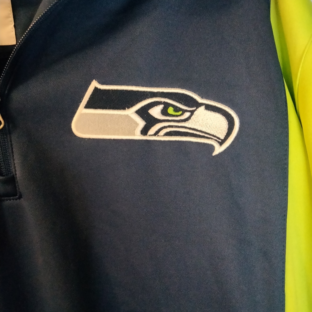 Seahawks Pullover - Picture 2 of 4